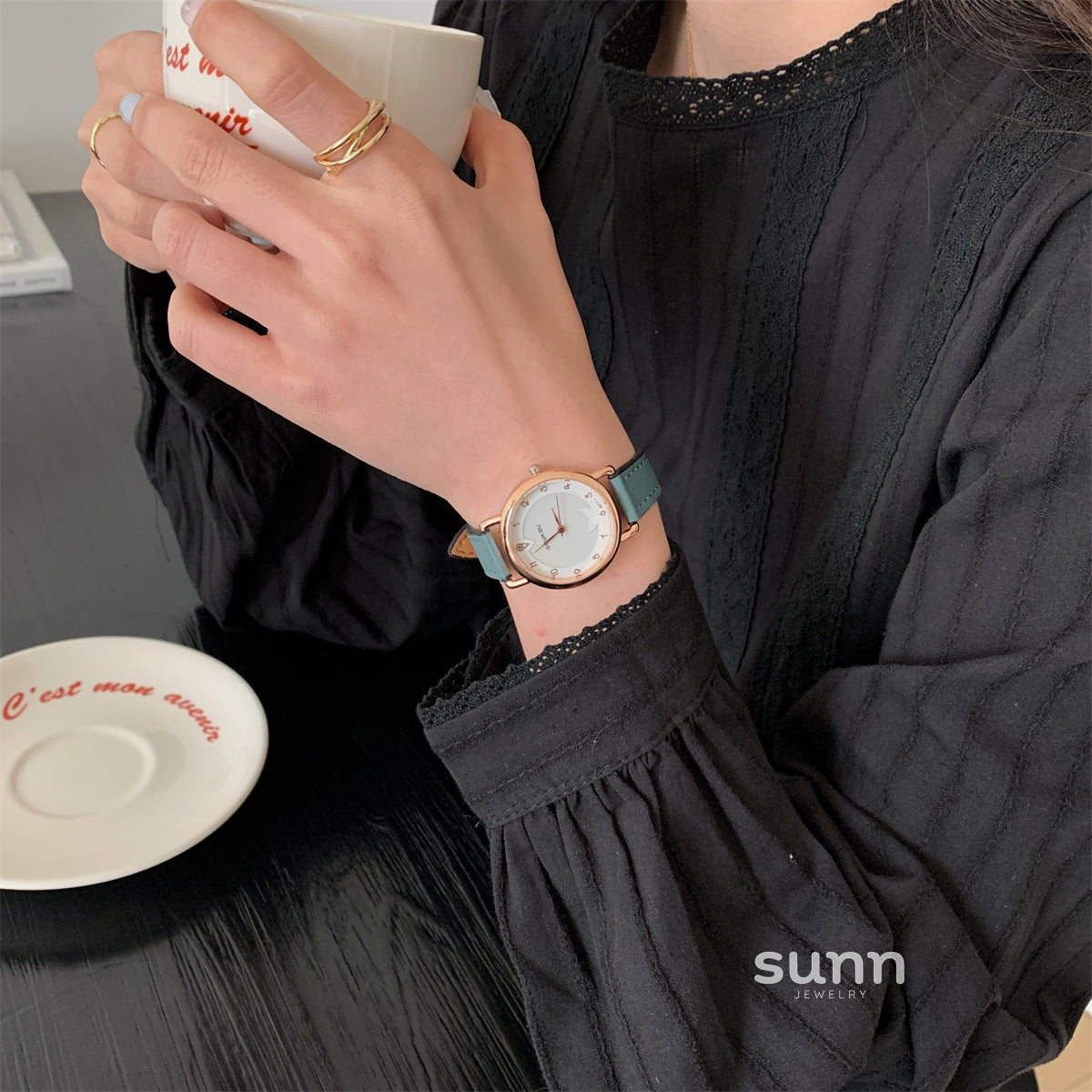 Nico Iridescent Shell Face Watch [UGCJ8WRZ]