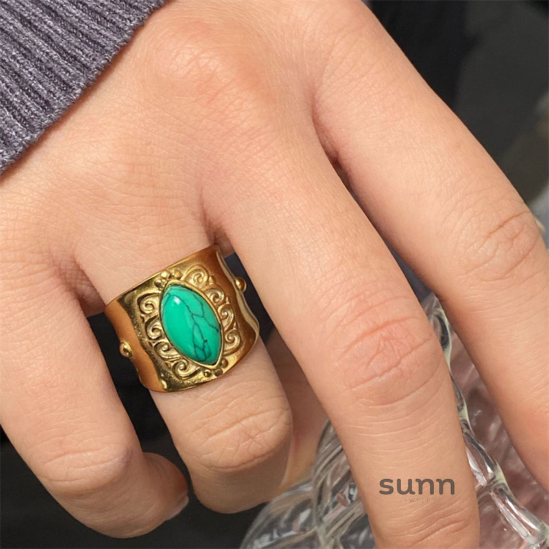 Nihira Embossed Open Ring [GOTD5OAE]