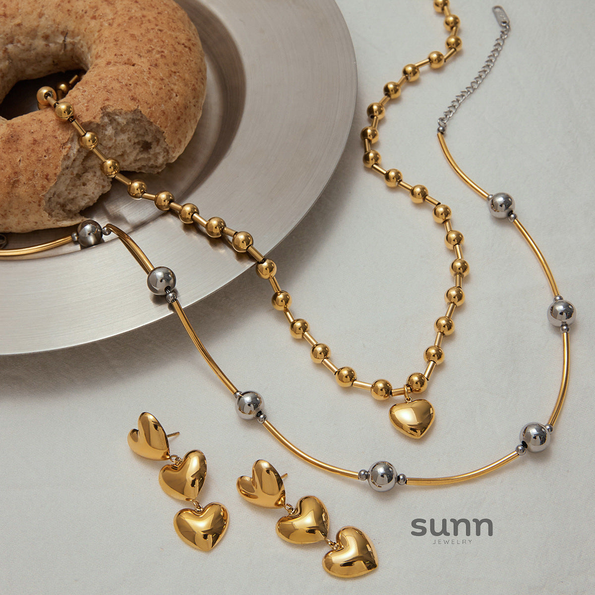 Nila Stainless Steel Heart Jewelry [C7M2NUKP]