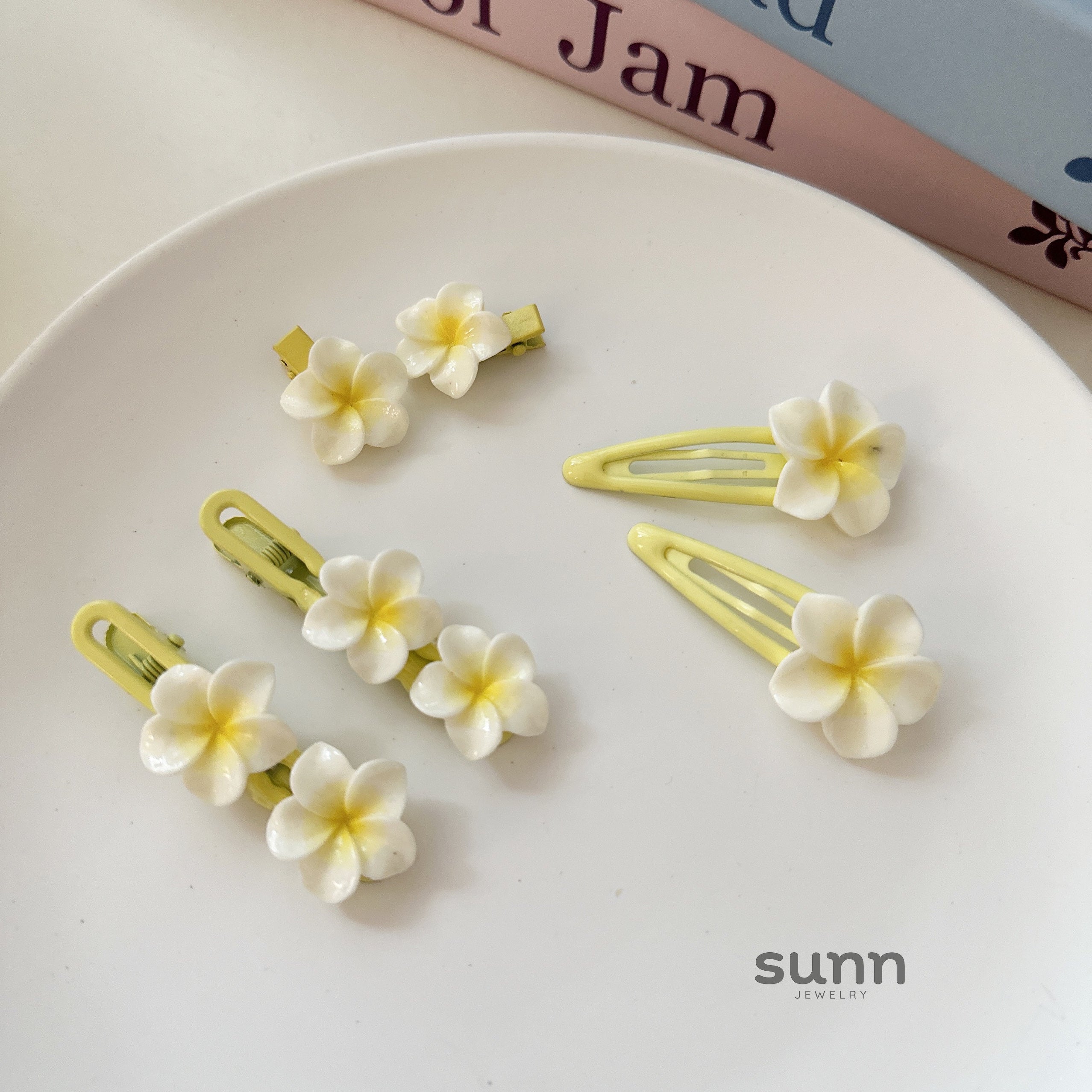 Nilah Plumeria Hair Accessories [2TYCEDJY]