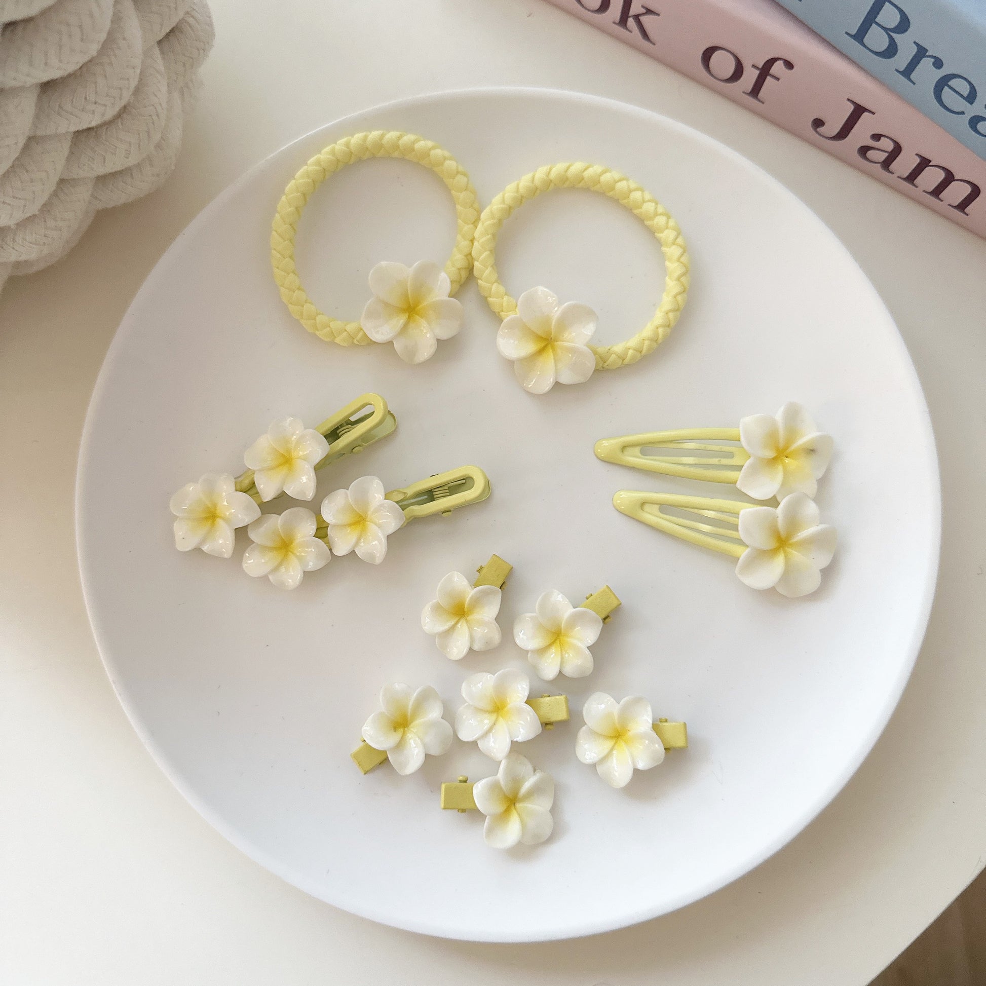 Nilah Plumeria Hair Accessories [KENOWYS3]