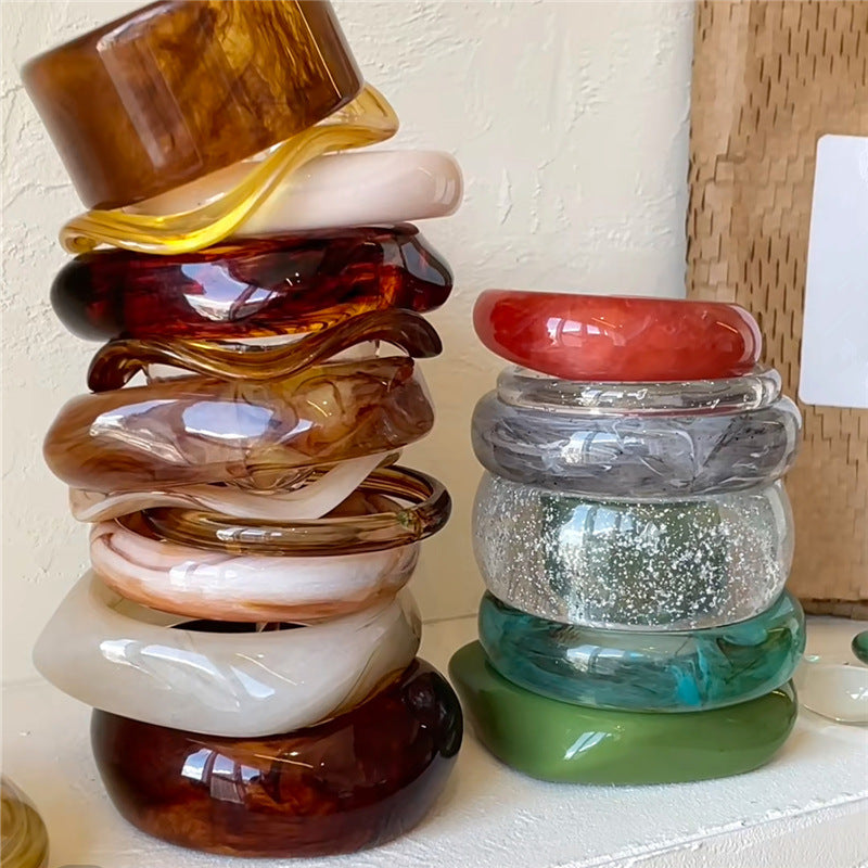 Nimrat Irregular Resin Bracelet [YN1E3DH1]