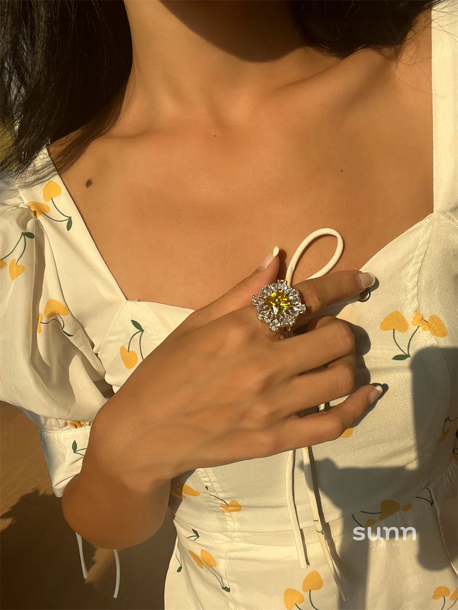 Nina Daisy Zircon Ring