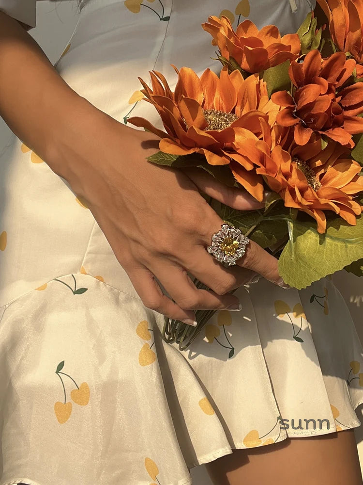 Nina Daisy Zircon Ring