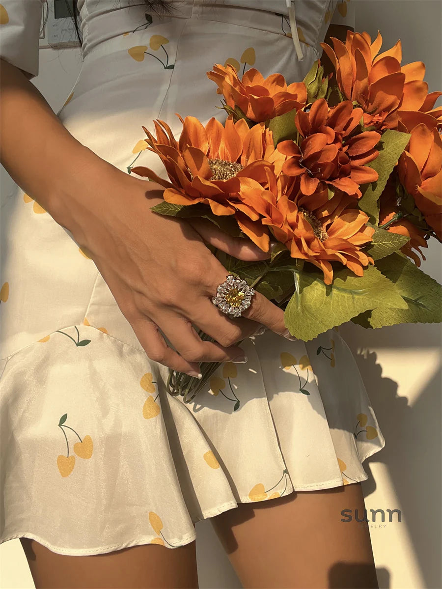 Nina Daisy Zircon Ring