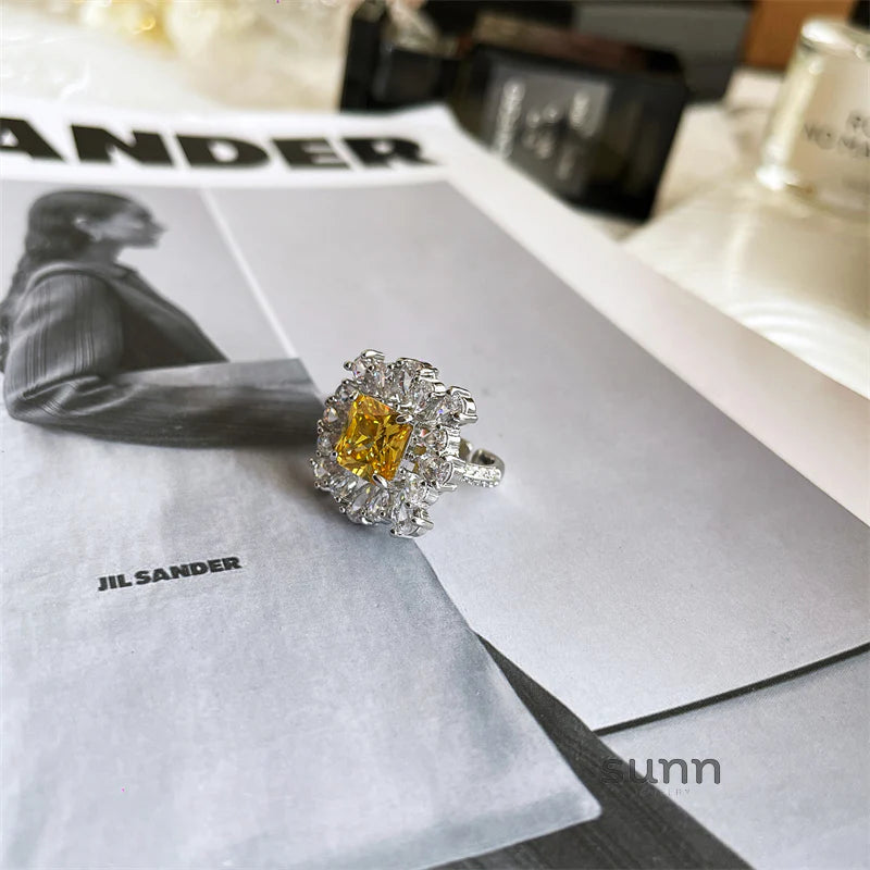 Nina Daisy Zircon Ring