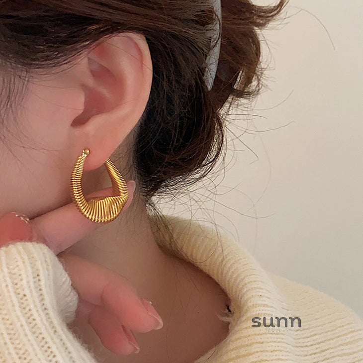 Nina Modern Geometric Earrings [CG1K8SRE]