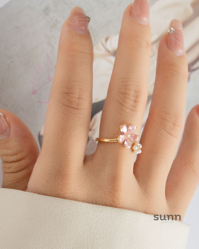 Nirvana Pink Bloom Ring [5BE9B0OV]