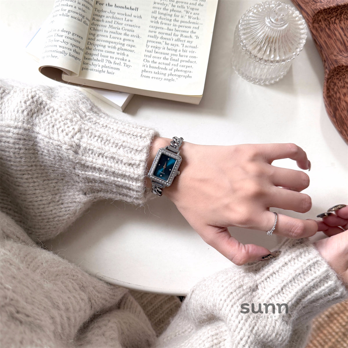 Nivea Cube Bracelet Watch [WJ4WMLUG]