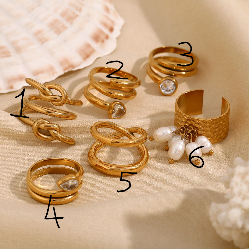 Niya Elegant Gold Rings