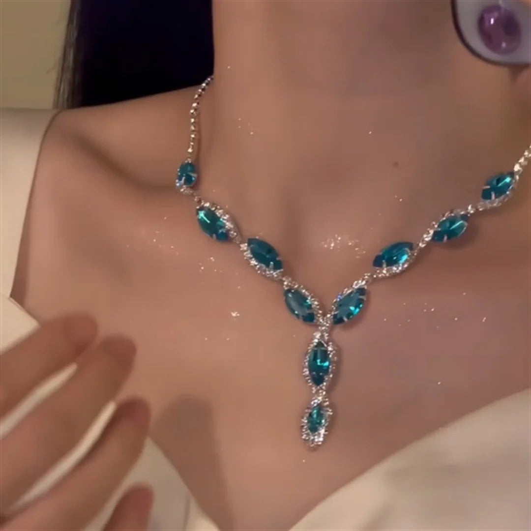 Niyla Blue Zircon Tassel Set