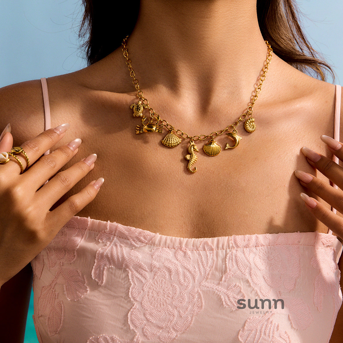Noelani Delicate Gold Shell Necklace [JMY43VE7]