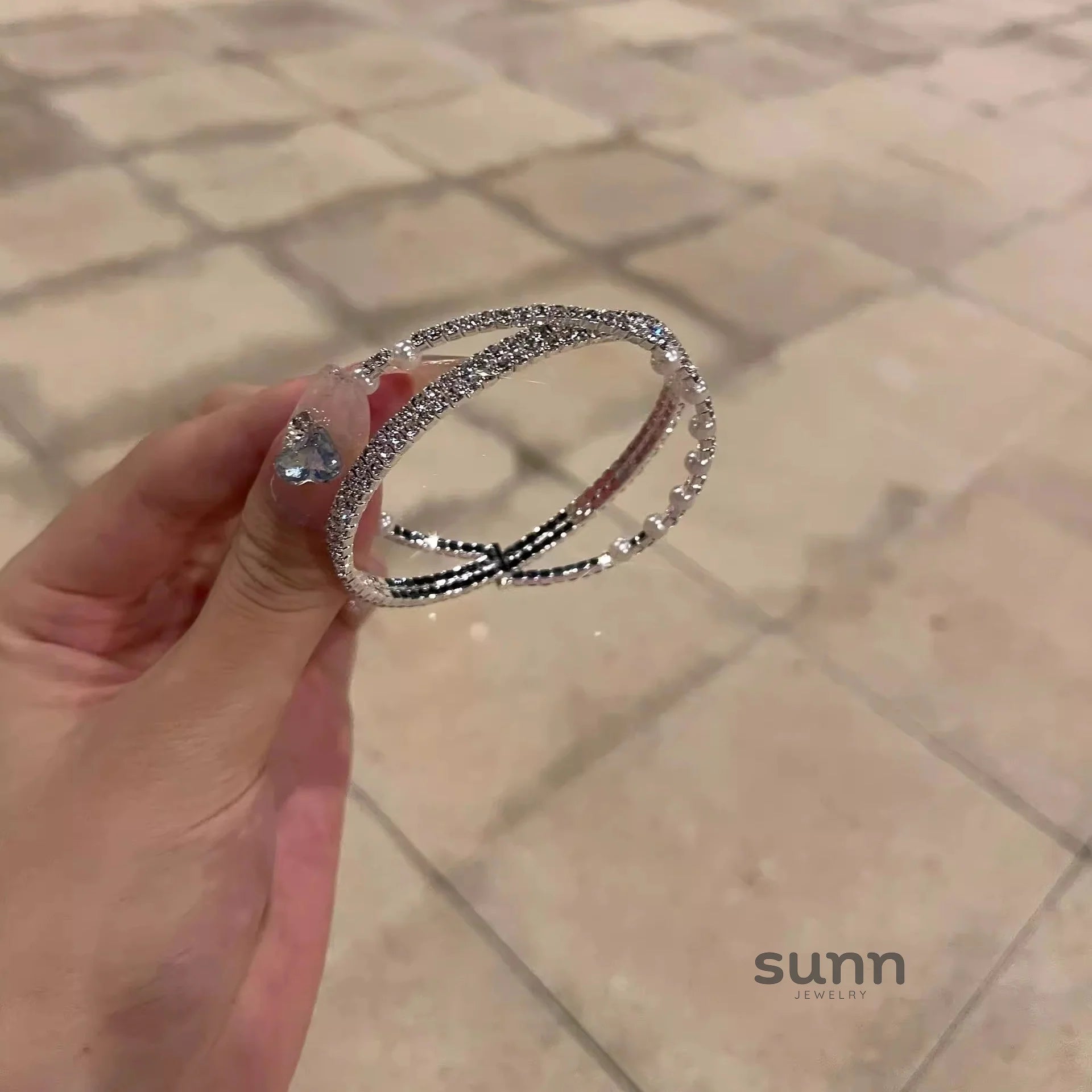 Noemi Crisscross Pearl Bracelet