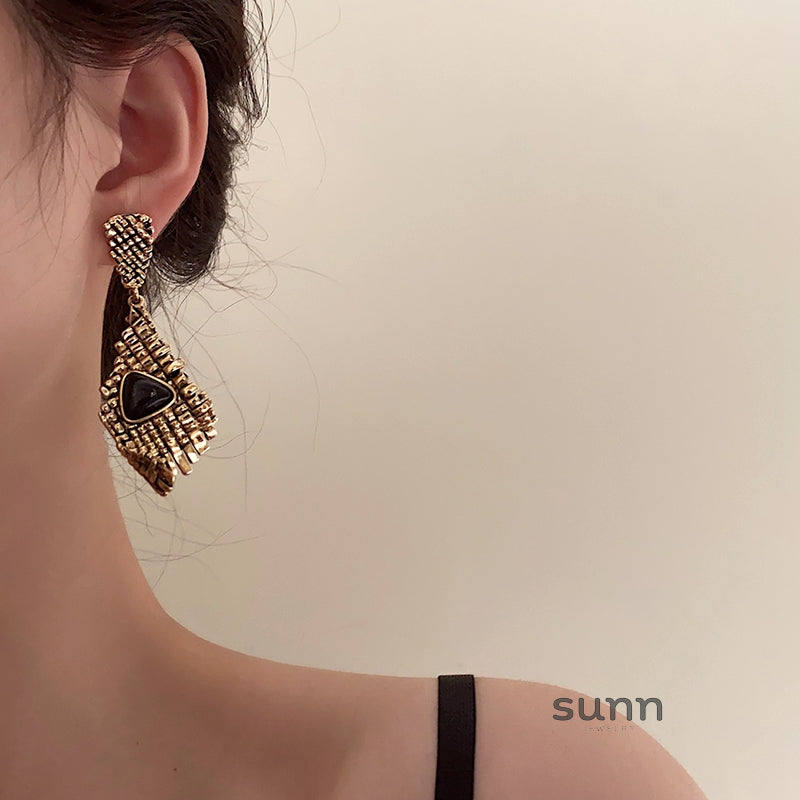Nona Baroque Braided Earrings [SCGUHAHD]