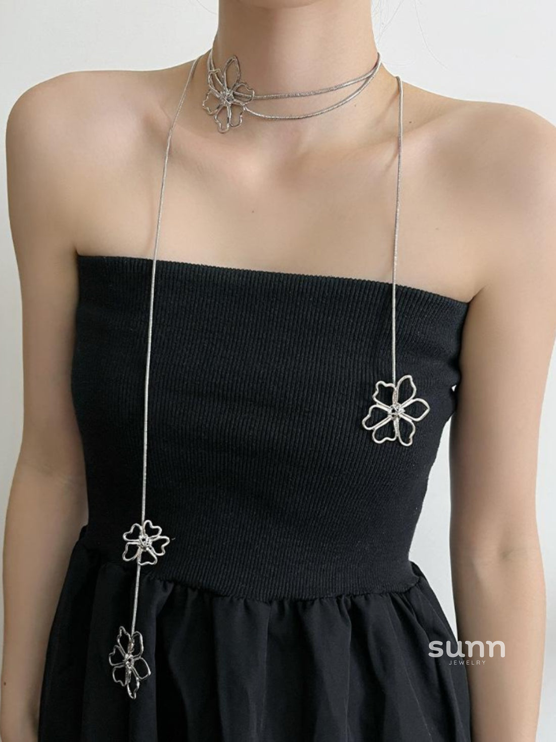 Novalie Bloom Pendant Necklace [N3MIA40H]