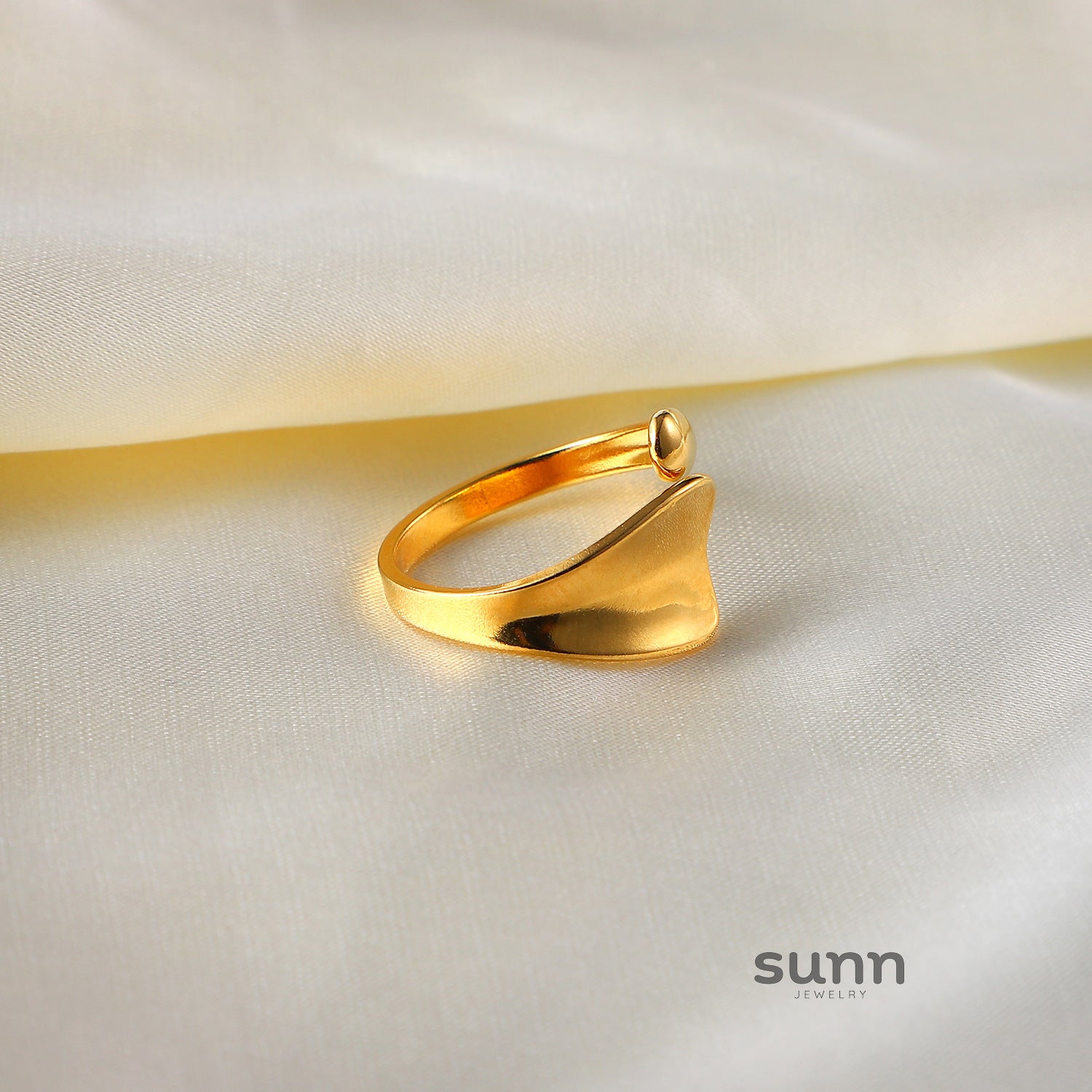 November Abstract Open Ring [2AO4RYWB]