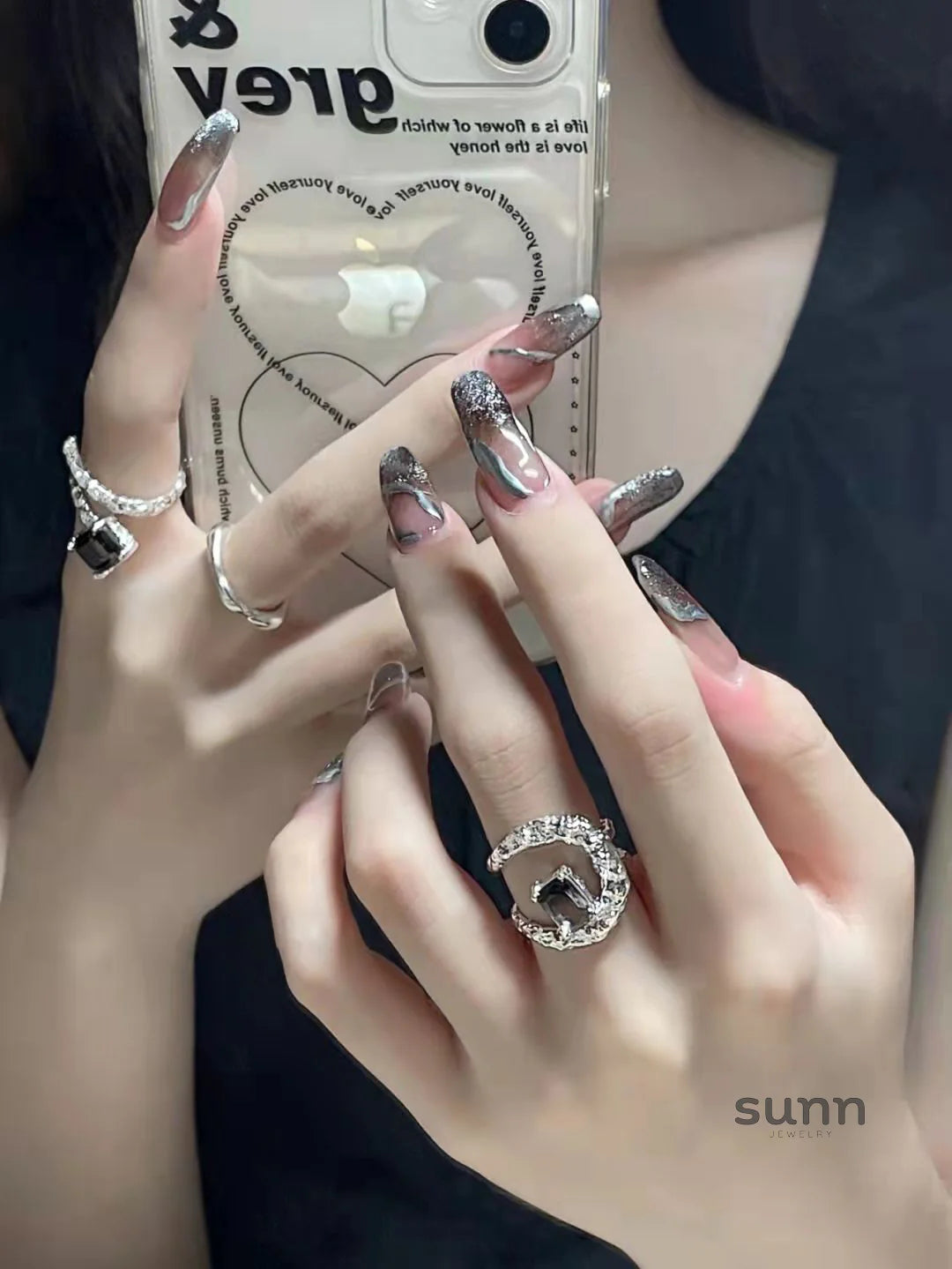 Nyomi Sculpted Titanium Ring