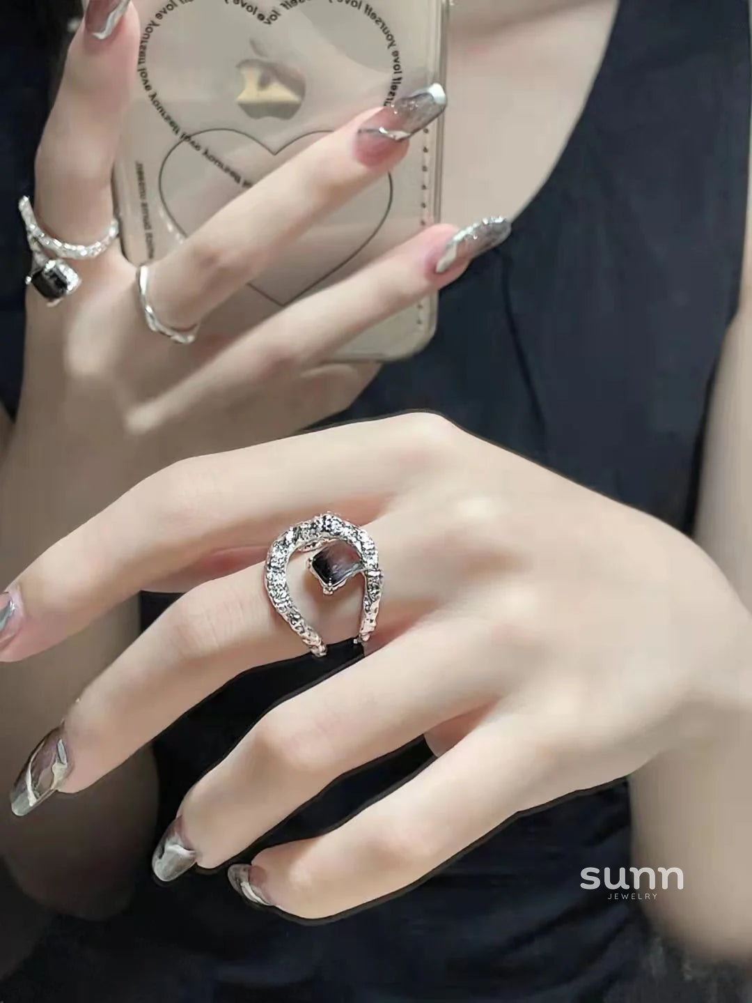 Nyomi Sculpted Titanium Ring