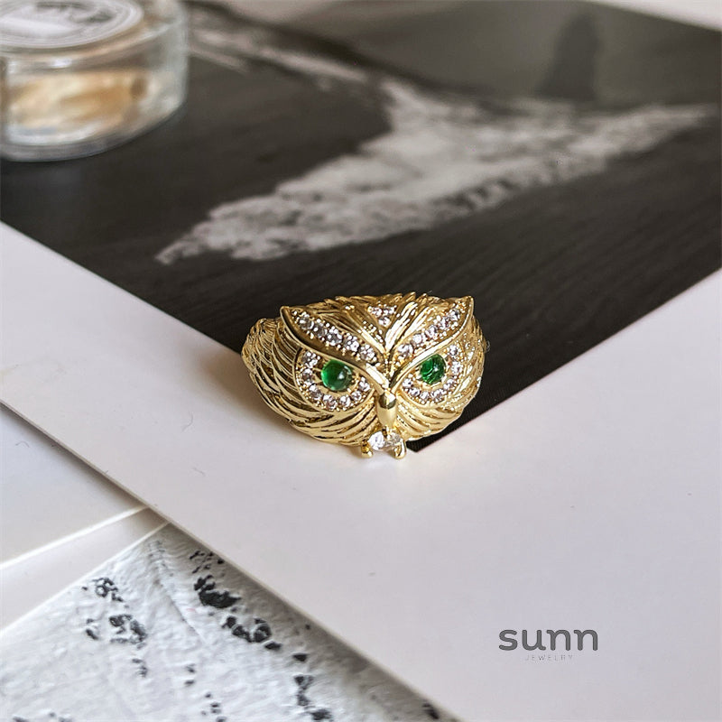 Nyra Emerald Owl Ring [9XL2L77M]