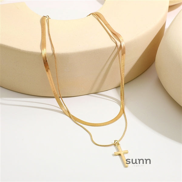 Nyra Layered Gold Cross Necklace [DLWPJIQJ]