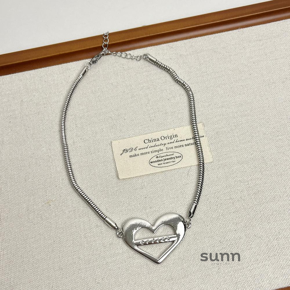 Nyssa Sweet Heart Necklace [T6M3ZYVL]