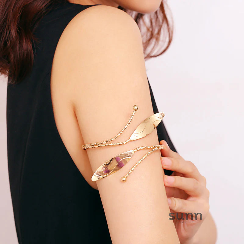 Oaklyn Gold Leaf Arm Cuff