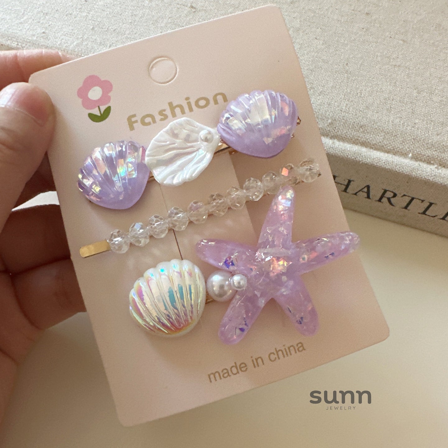 Oaklyn Iridescent Starfish Hair Clip [J41UOYPV]