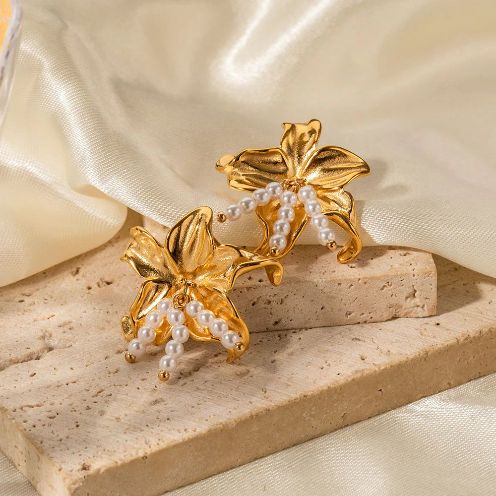 Octavia Starfish Pearl Earrings