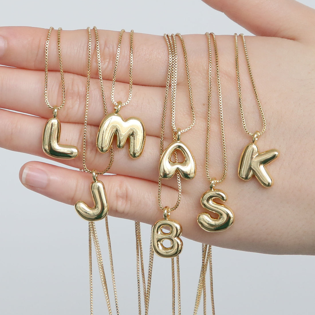Odalys Gold Initial Pendant [JW0L6OQE]
