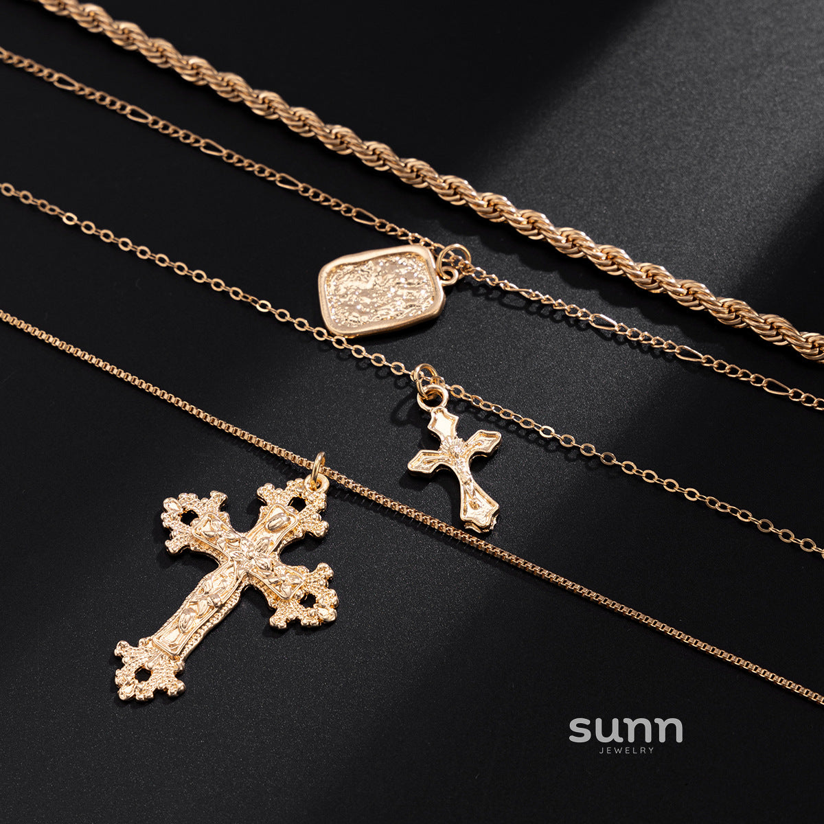 Odette Chunky Cross Necklace [Z8NRUATC]