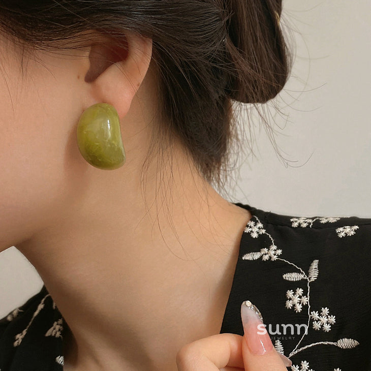 Ollie Fluid Acrylic Earrings [OA6CCLC5]