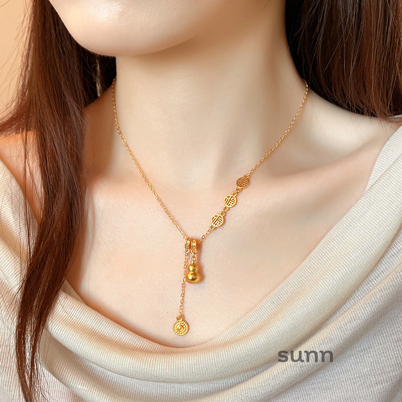 Olyvia Golden Fu Pendant Necklace [YASSLTLQ]
