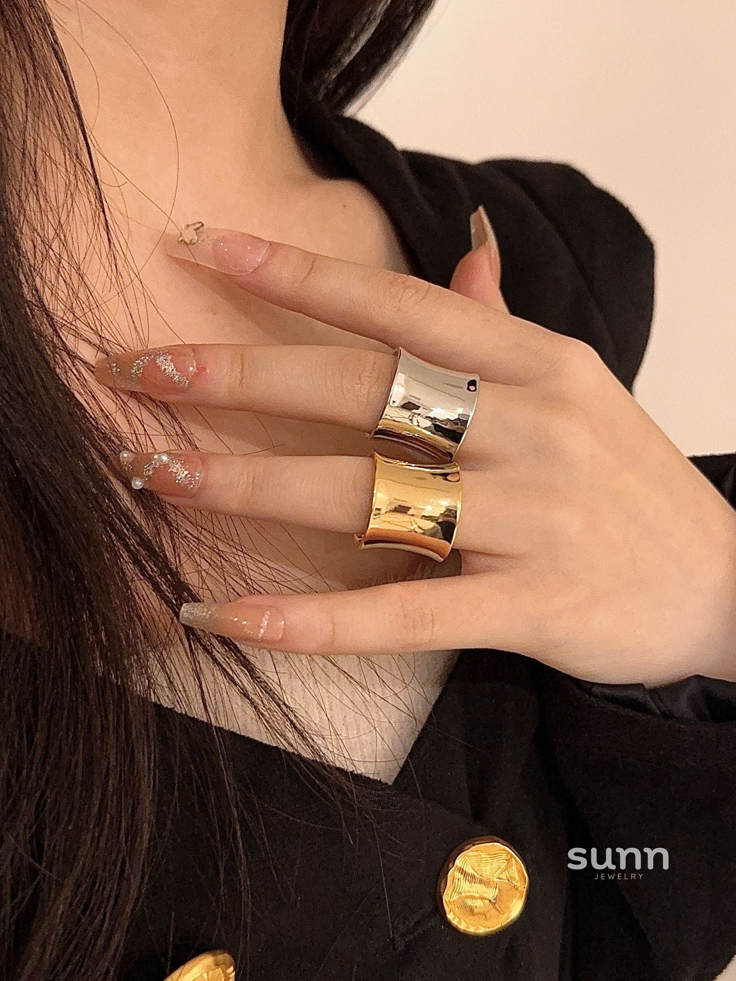 Onyx Sculptural Open Ring [I92CF0F4]