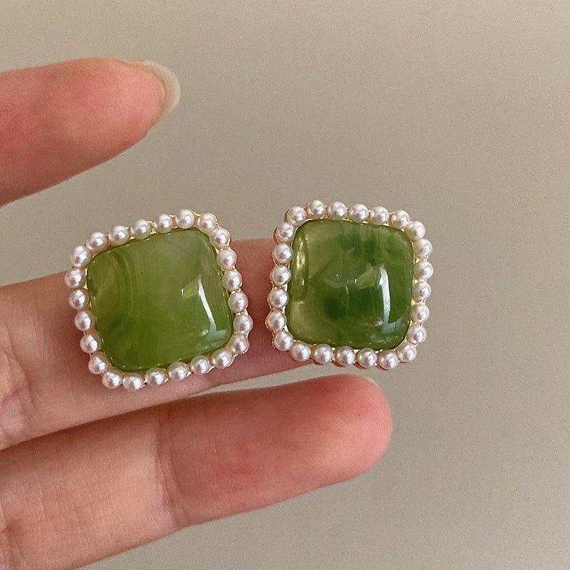 Ophelia Pearl Geometric Stud Earrings [YP2UJ41D]