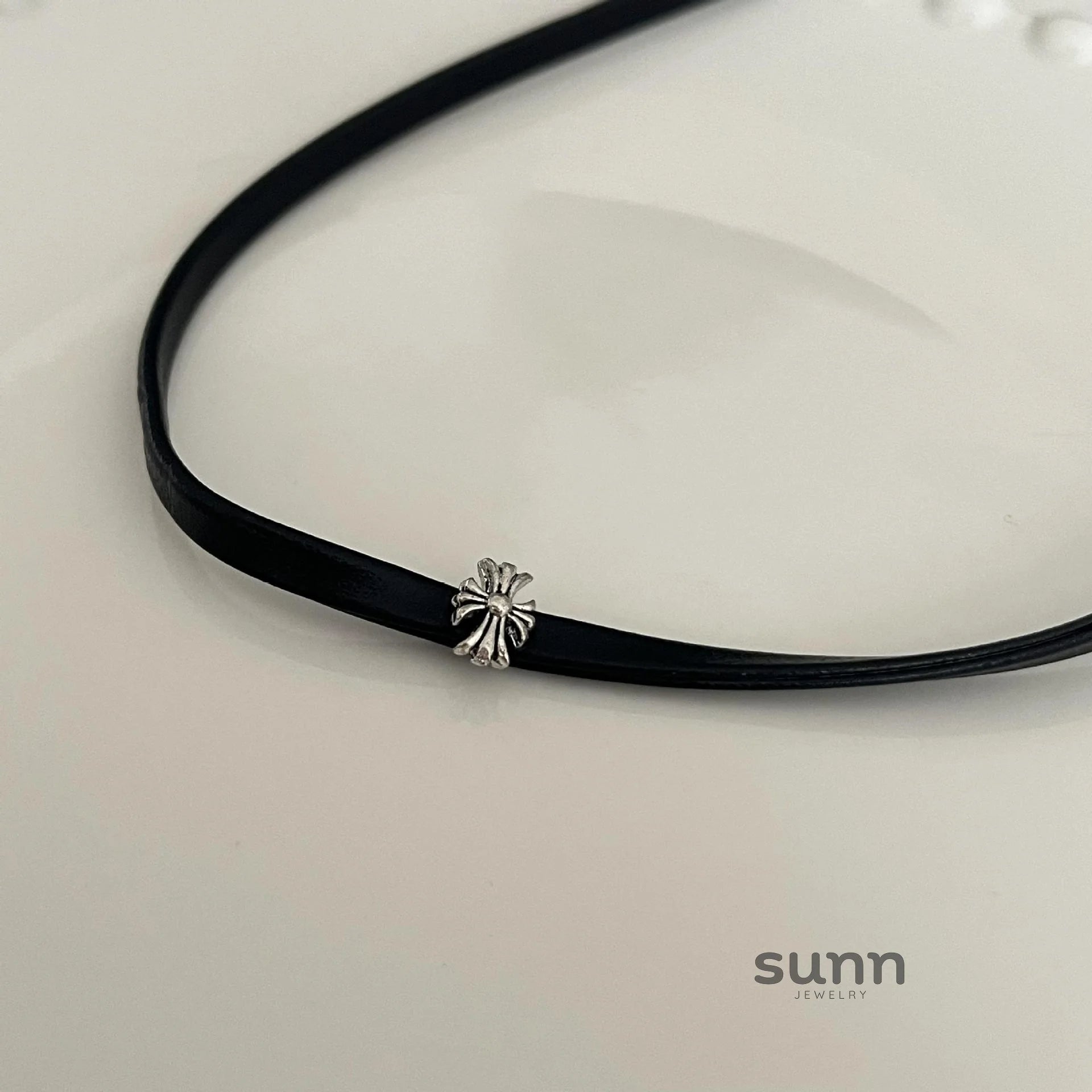 Ottilie Leather Cross Choker