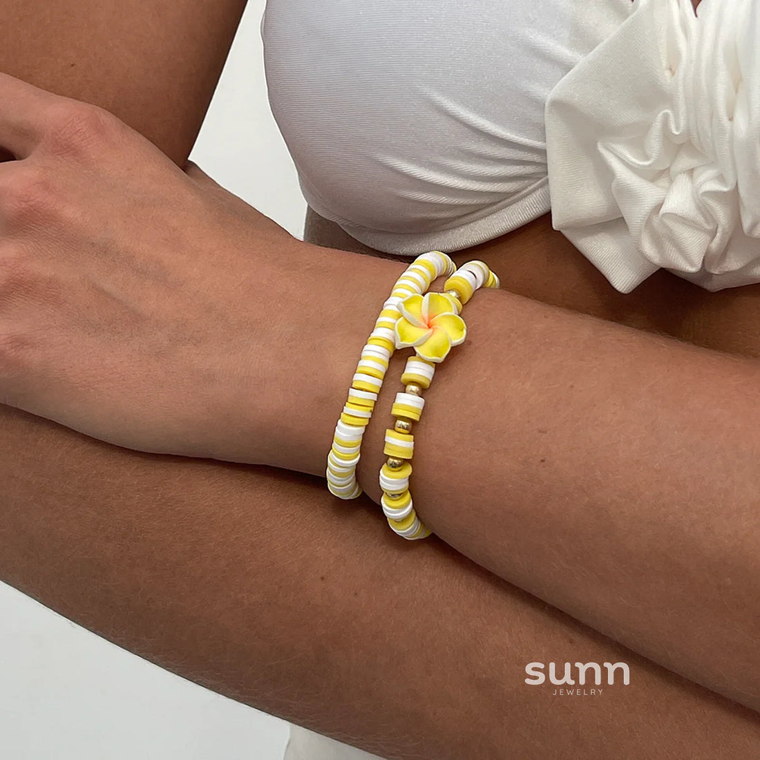 Oumou Plumeria Bead Bracelet Set