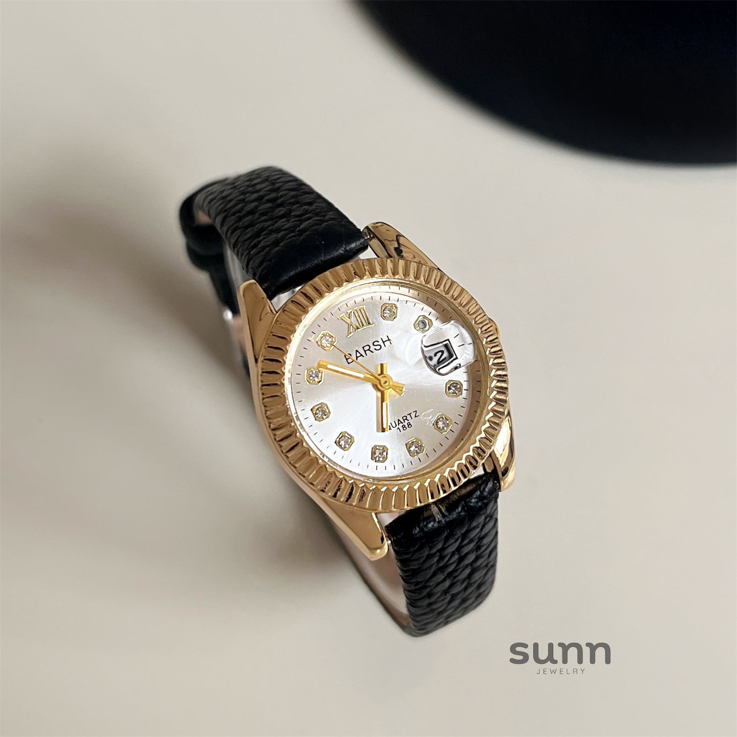 Oumou Retro Convex Watch [A4F10SSO]