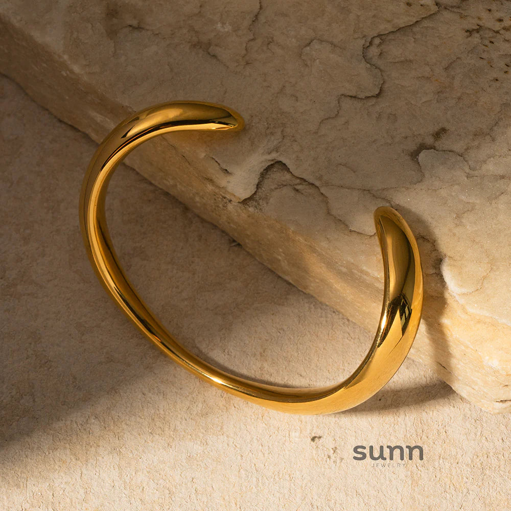 Owen Irregular Gold Bangle
