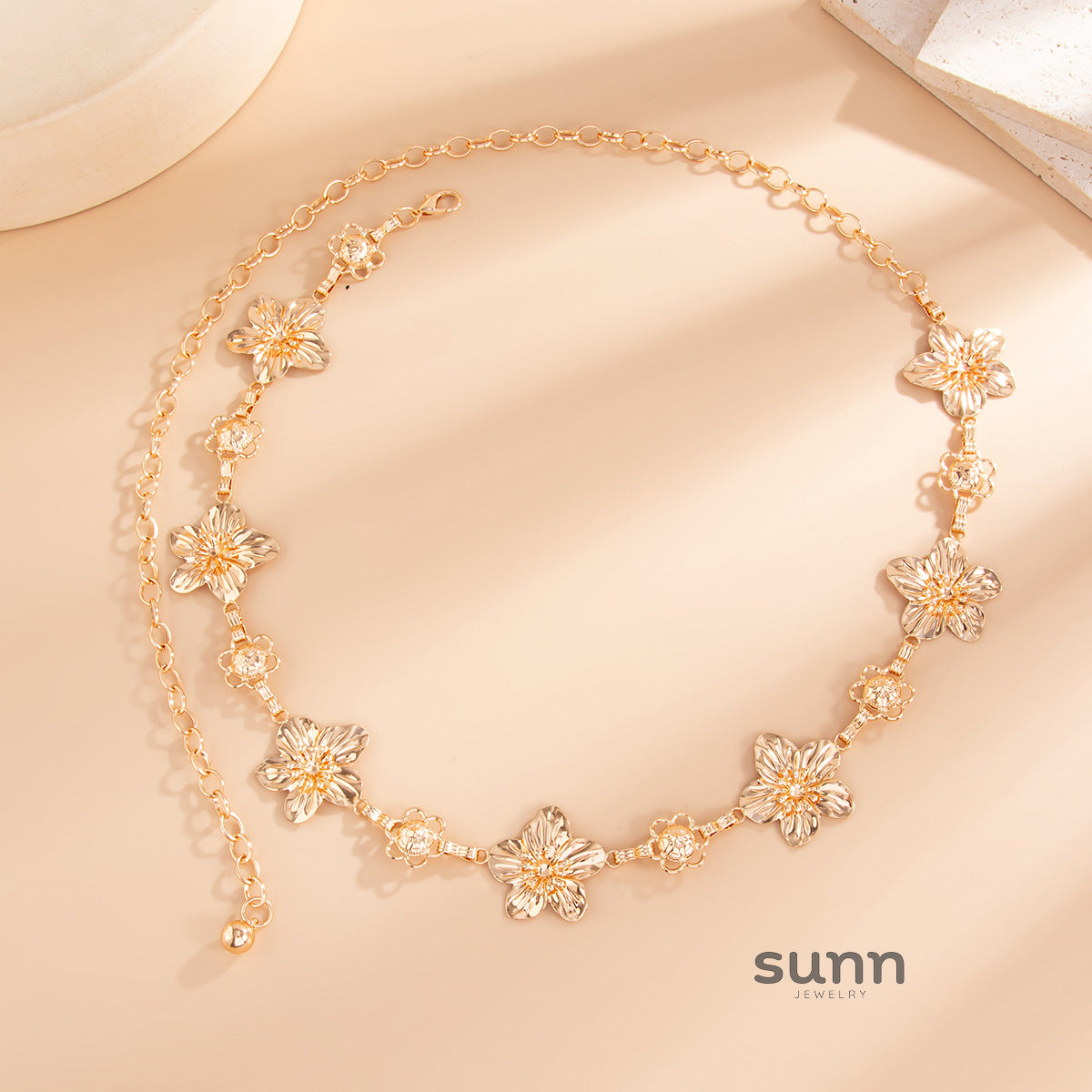 Paislee Retro Golden Bloom Body Chain [QYWG7YDK]