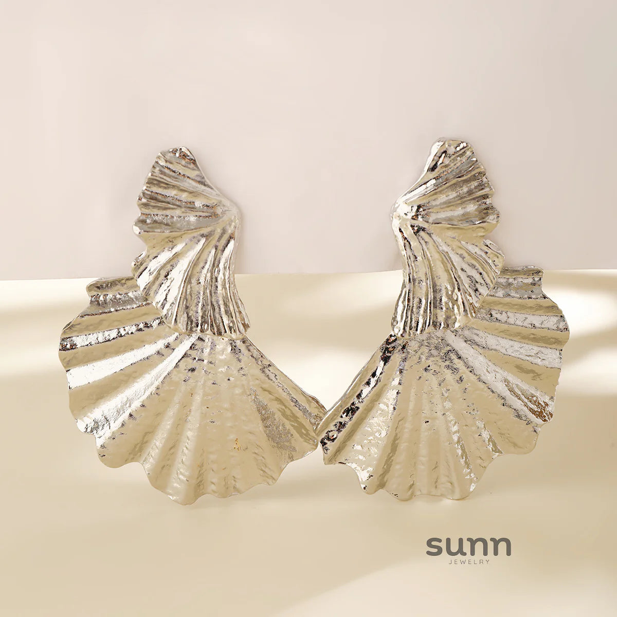 Paislyn Geometric Fan Studs