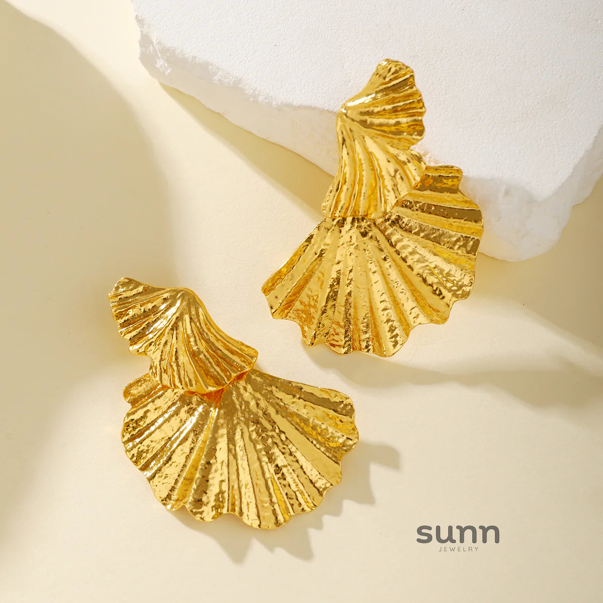 Paislyn Geometric Fan Studs