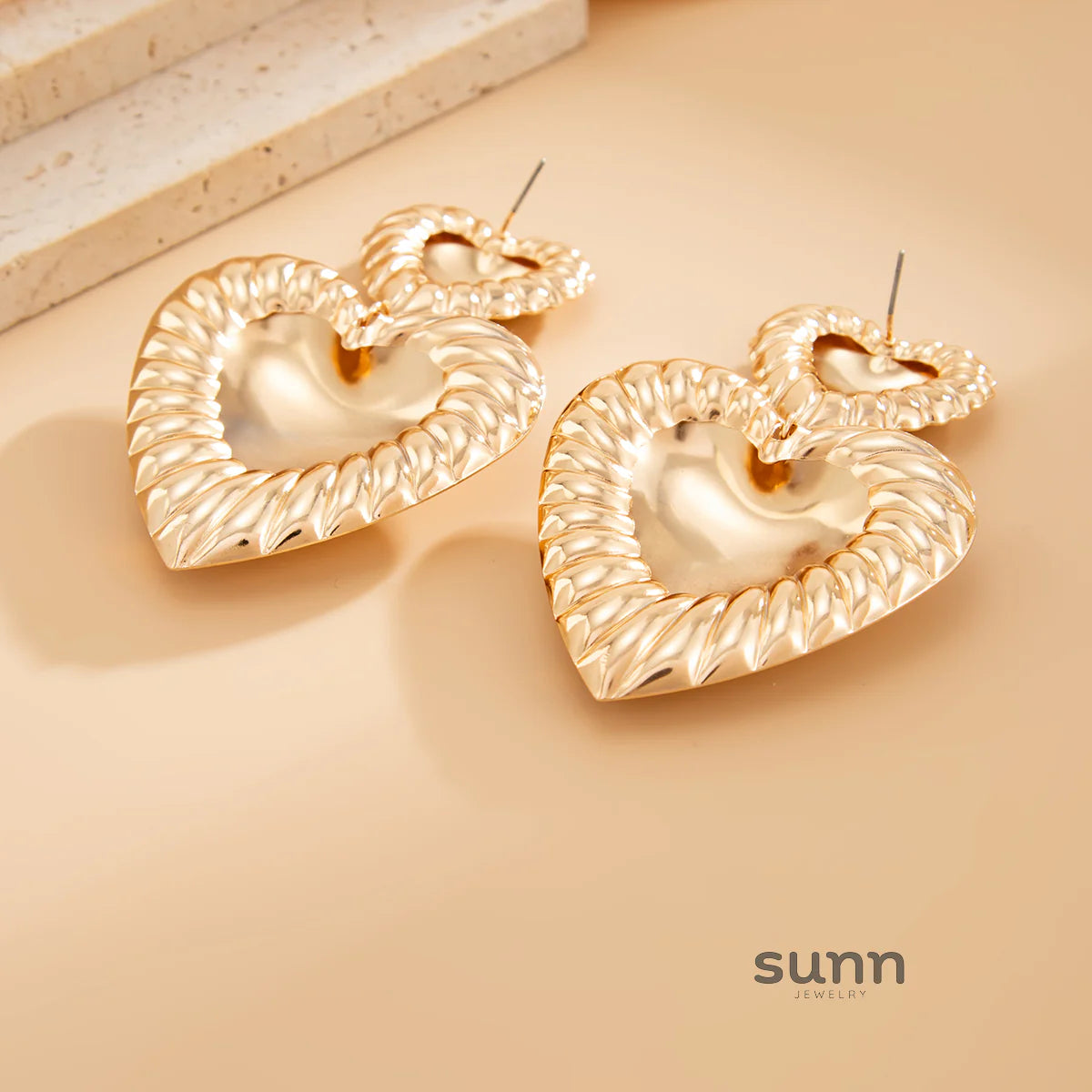 Paizlee Metallic Ruffle Heart Earrings