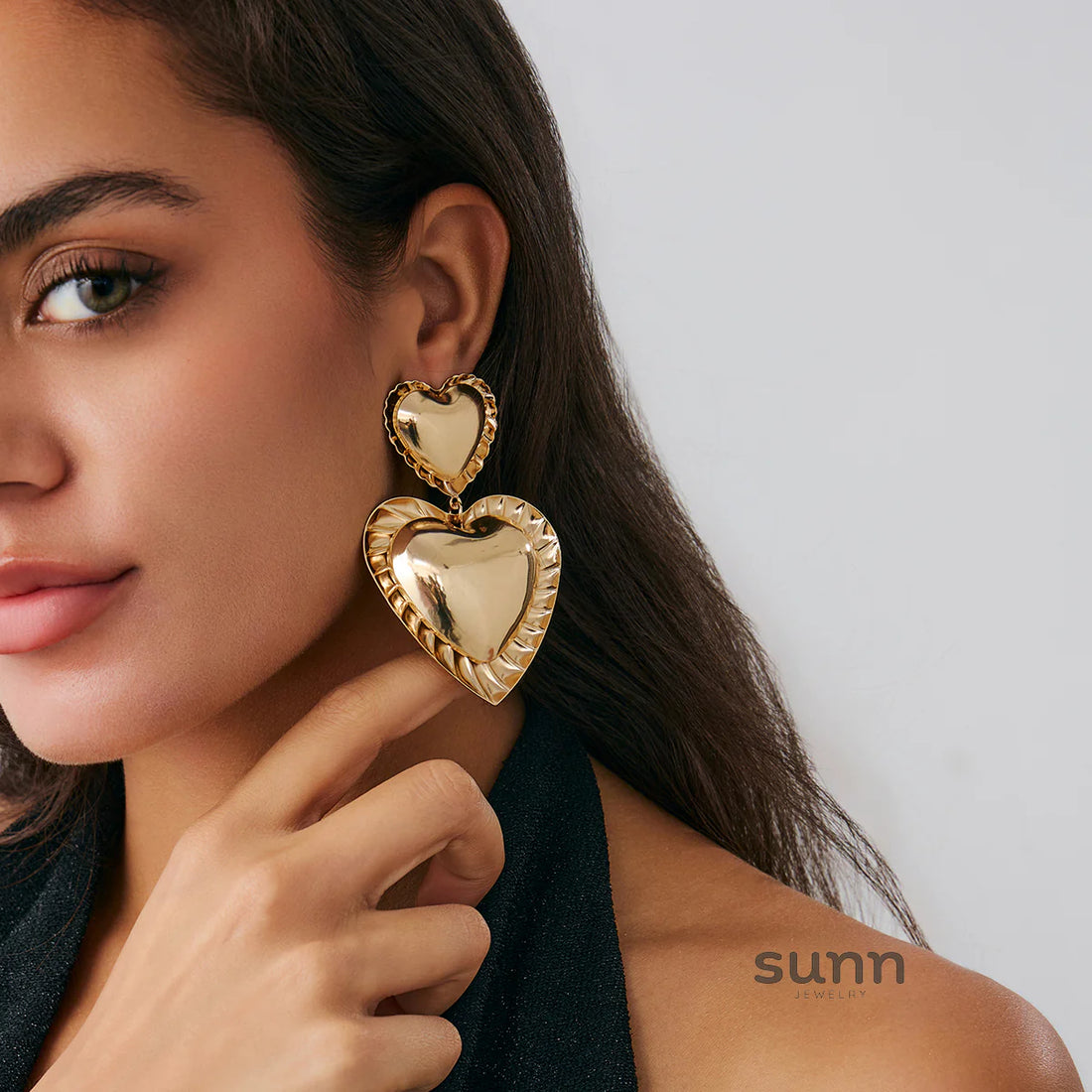 Paizlee Metallic Ruffle Heart Earrings