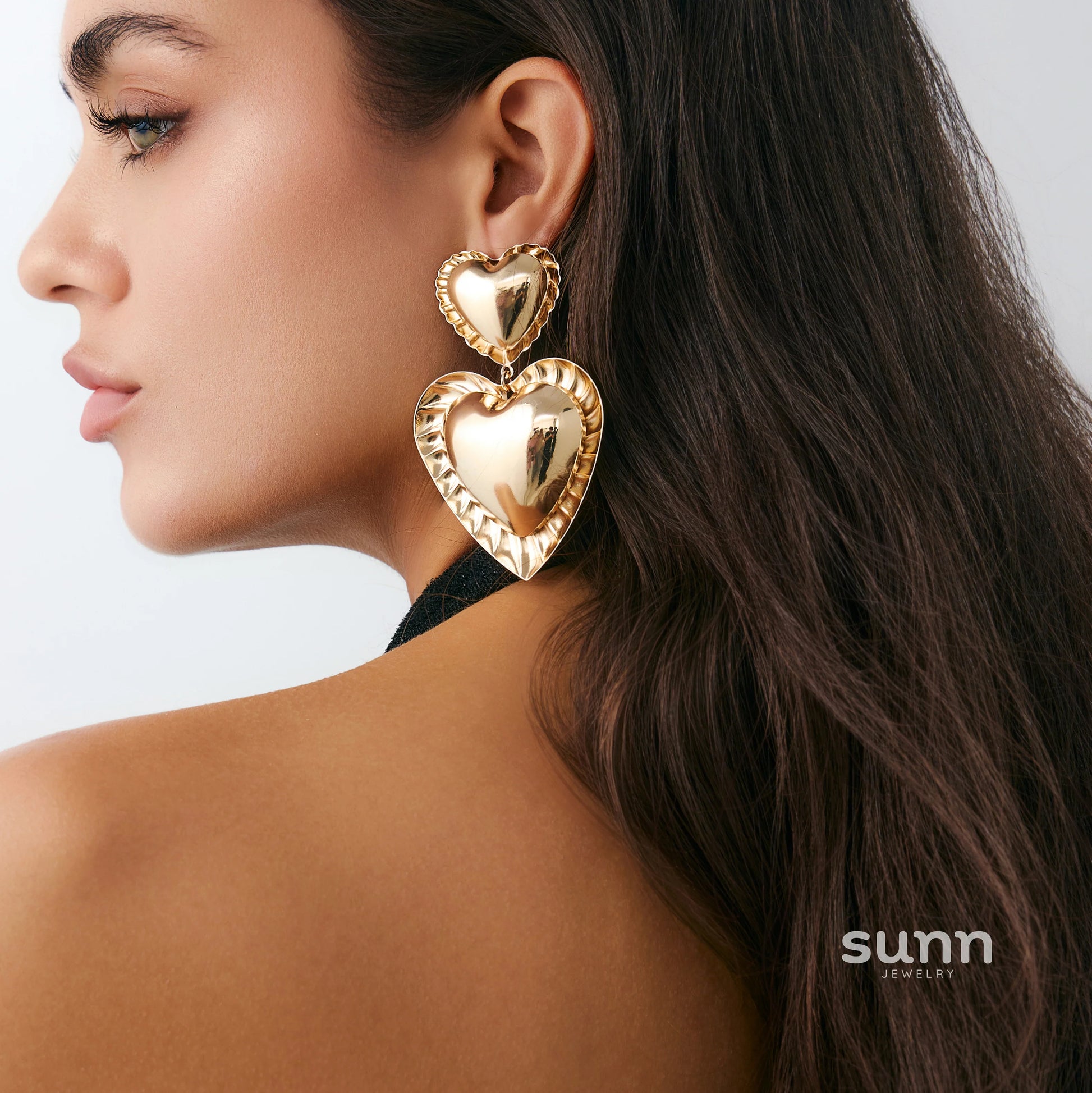 Paizlee Metallic Ruffle Heart Earrings