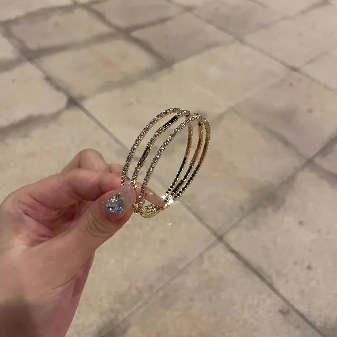 Paloma Dazzling Star Bangle