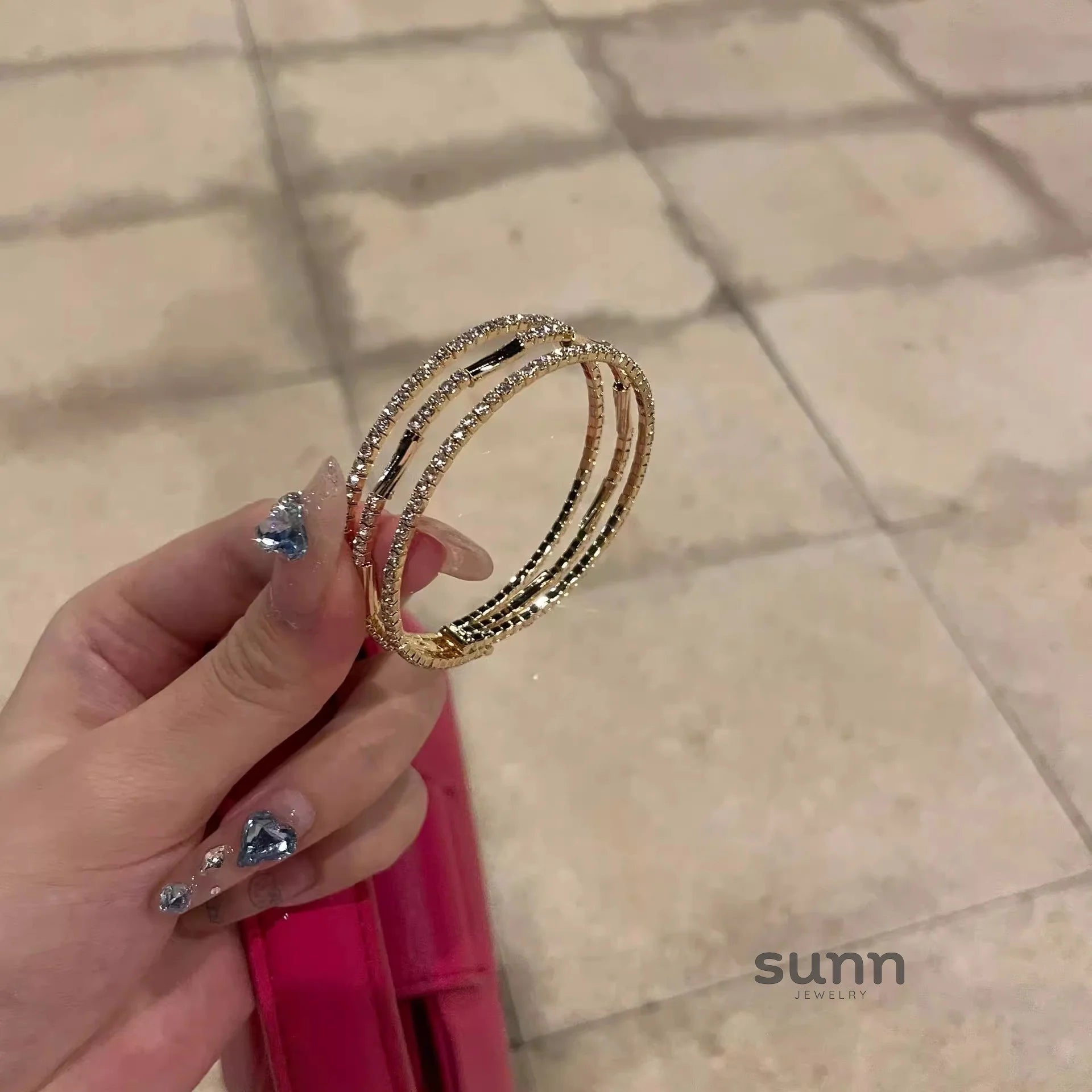 Paloma Dazzling Star Bangle