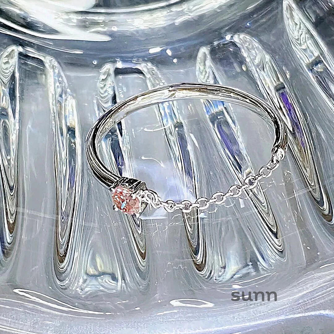 Paris Zircon Star Chain Ring