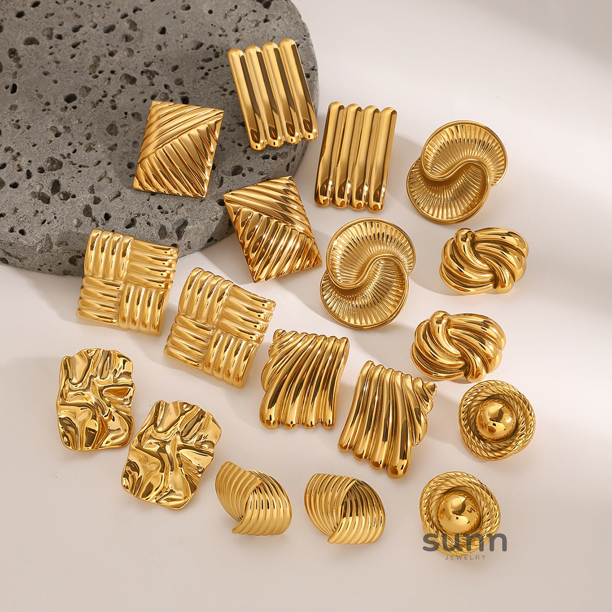 Parisa Geometric Stud Earrings [PDT8Q7U6]