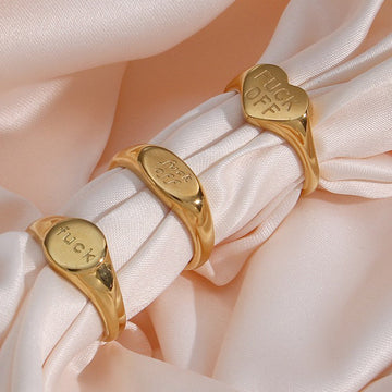 Parris Bold Letter Ring [KFQP04Q0]