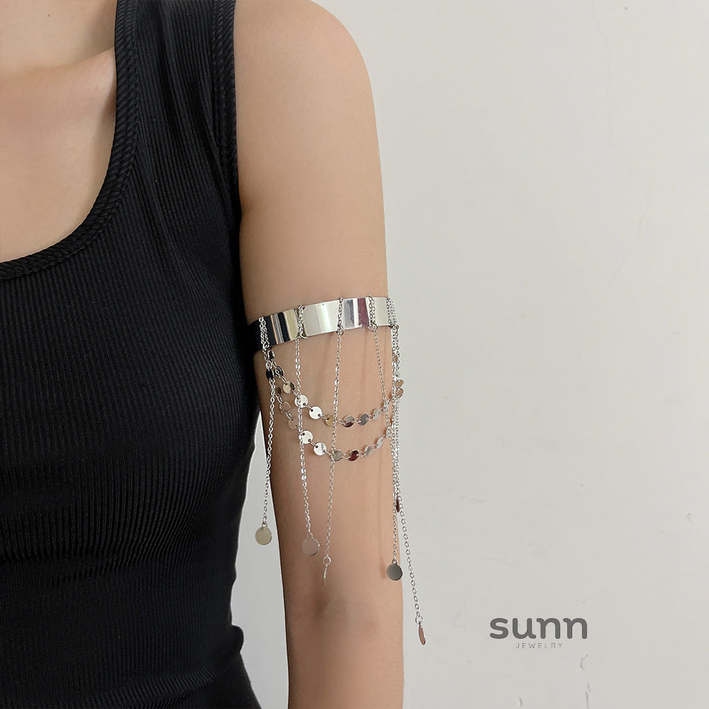Paulina Disc Tassel Cuff [VUKK18AV]